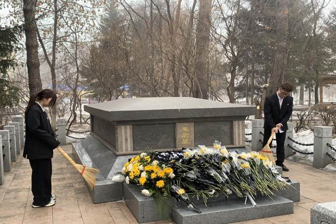 d4dc16840fcf09e23f24a6d75a4f8bf